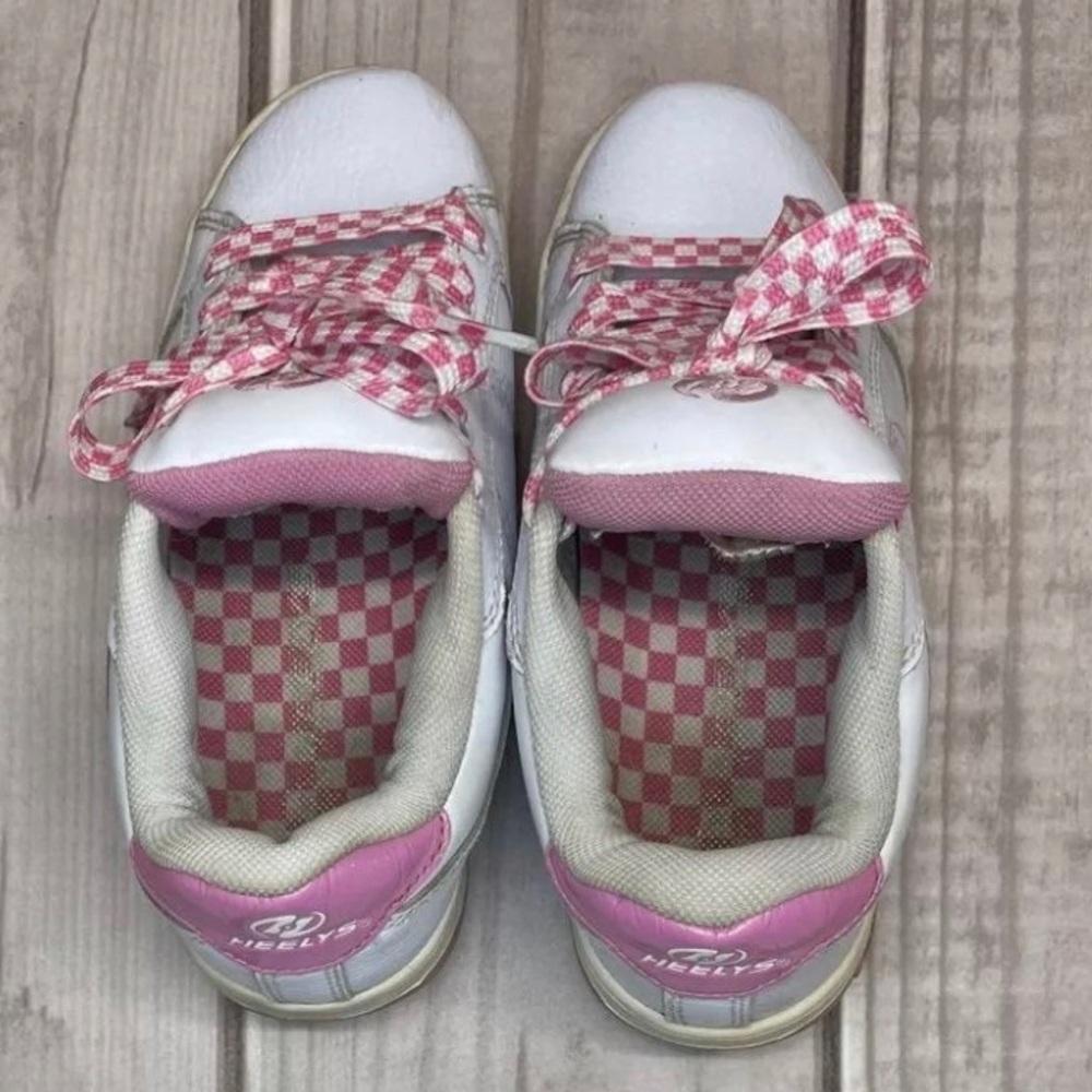 Heelys White Pink Kids Sneakers with Checkered Laces - Picture 5 of 9